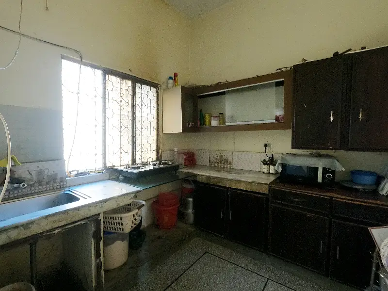 10 Marla House For Sale In Mehran Block Allama Iqbal Town